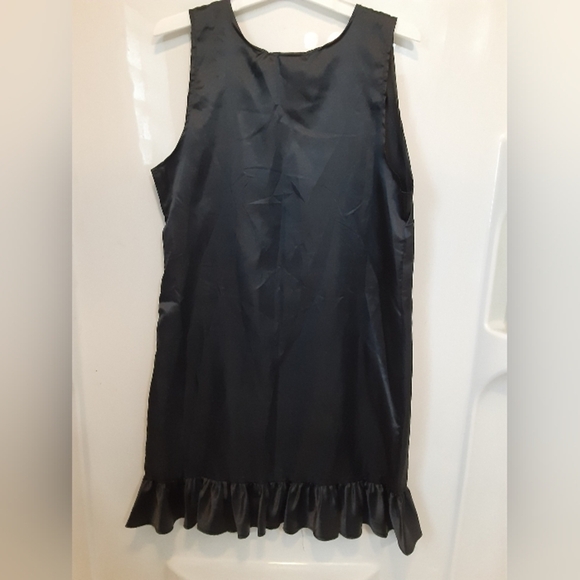 Disney Dress Women's Black Ruffled Tail Dress Size L - Picture 2 of 8